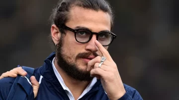 Internaron al ex futbolista Daniel Osvaldo por un “derrame pleural”: está en terapia intensiva Internaron al ex futbolista Daniel Osvaldo por un “derrame pleural”: está en terapia intensiva