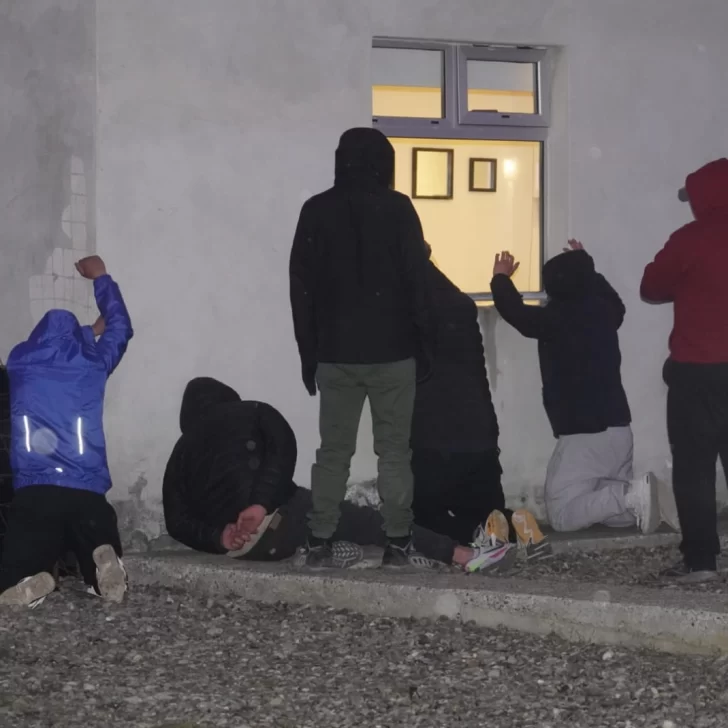 Seis detenidos tras el ataque a tiros contra una vivienda en Río Gallegos Seis detenidos tras el ataque a tiros contra una vivienda en Río Gallegos
