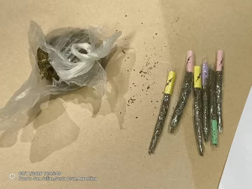 Secuestraron cocaína, marihuana y pastillas en las celdas de la Alcaidía de San Julián Secuestraron cocaína, marihuana y pastillas en las celdas de la Alcaidía de San Julián
