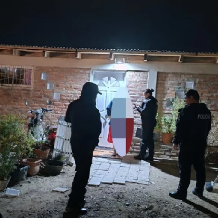 Fiesta clandestina en Comodoro: cobraban $4.500 la entrada y había menores consumiendo alcohol Fiesta clandestina en Comodoro: cobraban $4.500 la entrada y había menores consumiendo alcohol