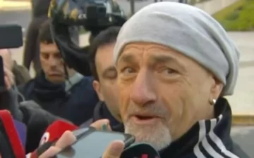 Gustavo Sofovich rompió el silencio tras el choque que protagonizó en Palermo: “No estuve atrincherado” Gustavo Sofovich rompió el silencio tras el choque que protagonizó en Palermo: “No estuve atrincherado”