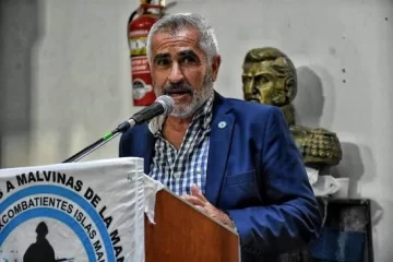 Excombatiente Hugo Robert: “El objetivo es resguardar los recursos naturales argentinos” Excombatiente Hugo Robert: “El objetivo es resguardar los recursos naturales argentinos”