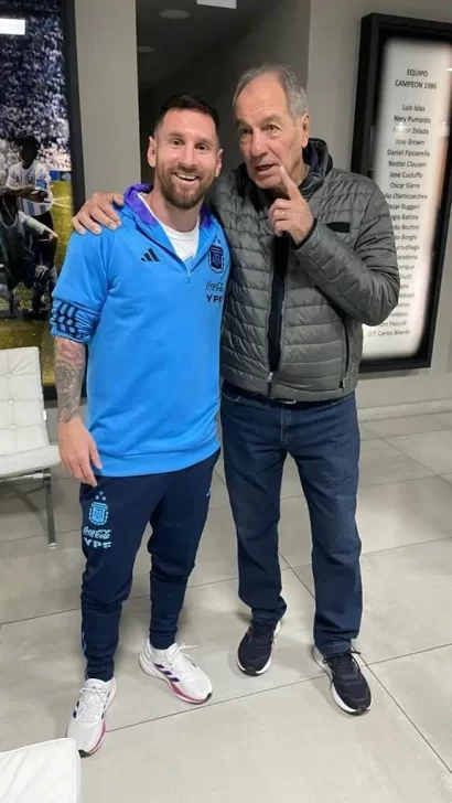 messi-con-pancho-ferraro-seleccion-argentina-jpe-410x728 messi-con-pancho-ferraro-seleccion-argentina-jpe-410x728