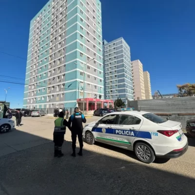Liberaron a la niñera del nene que murió tras caer de Las Torres en Comodoro Rivadavia