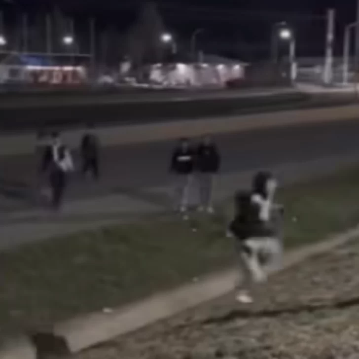 Peleas frente a un boliche en Río Gallegos reavivaron los reclamos por la violencia nocturna Peleas frente a un boliche en Río Gallegos reavivaron los reclamos por la violencia nocturna