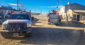 Controlaron un incendio accidental en una panadería de Puerto Deseado Controlaron un incendio accidental en una panadería de Puerto Deseado