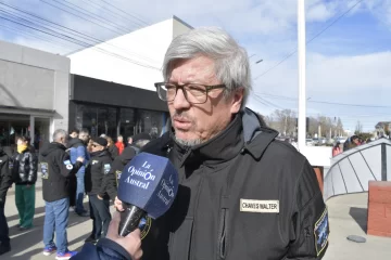 Walter Chávez, veterano continental, se refirió a los anuncios de Milei sobre Malvinas: “Muchas veces se habla mucho y de acción muy poco” Walter Chávez, veterano continental, se refirió a los anuncios de Milei sobre Malvinas: “Muchas veces se habla mucho y de acción muy poco”