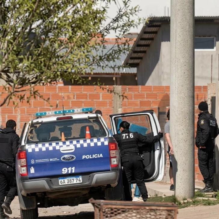 Puerto San Julián: un exboxeador murió al recibir un disparo en la cabeza y su pareja fue demorada Puerto San Julián: un exboxeador murió al recibir un disparo en la cabeza y su pareja fue demorada