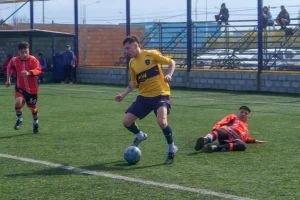 Guzmán celebró la goleada de Boca y Rivas habló del difícil presente de Defensores del Carmen: los testimonios con La Opinión Austral