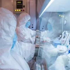 Alerta por posible peste neumónica: cinco hospitales en cuarentena y casi 200 personas aisladas tras la muerte de una investigadora de laboratorio en Rusia