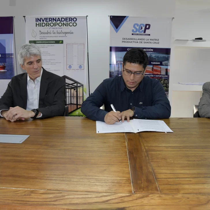 Vidal firmó la concesión a Alianza Petrolera: más de USD 10 millones de inversión y tecnología inédita en el país Vidal firmó la concesión a Alianza Petrolera: más de USD 10 millones de inversión y tecnología inédita en el país