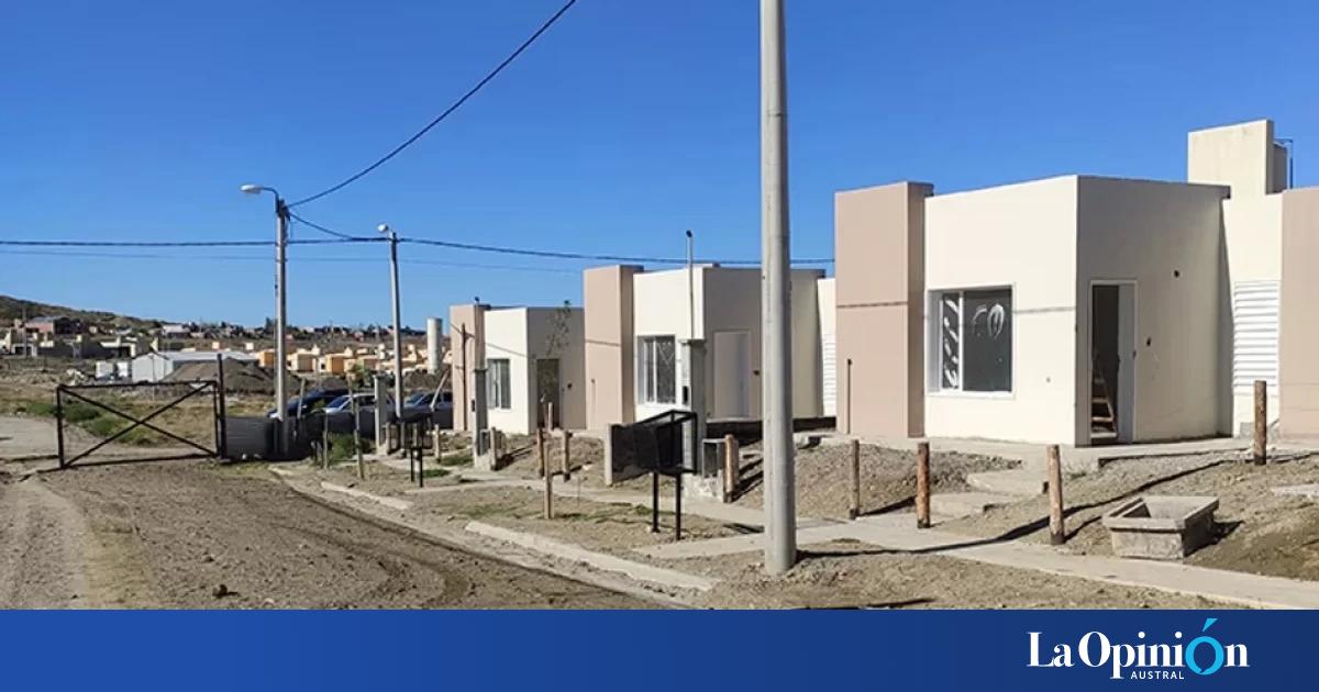 La Fiscalía acusó a cinco mujeres por una presunta estafa con viviendas del IPV en Comodoro Rivadavia