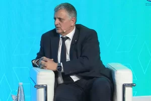 Marín anticipó que YPF llegará al millón de barriles antes de lo previsto: “Va a crecer más de cuatro veces” Marín anticipó que YPF llegará al millón de barriles antes de lo previsto: “Va a crecer más de cuatro veces”