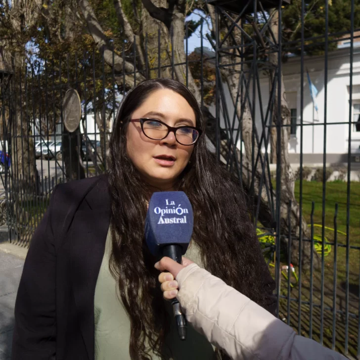 Karina Vera, trabajadora de Autofarma: “Creemos que en dos o tres semanas volveremos a nuestros puestos” Karina Vera, trabajadora de Autofarma: “Creemos que en dos o tres semanas volveremos a nuestros puestos”