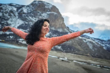 Con “Mujer Patagonia”, la cantautora Lorena Pérez llega a Buenos Aires Con “Mujer Patagonia”, la cantautora Lorena Pérez llega a Buenos Aires