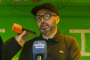 “La que está en el medio es la gente. Que Dios nos ayude”: la mirada de un referente de la comunidad brasileña en Río Gallegos “La que está en el medio es la gente. Que Dios nos ayude”: la mirada de un referente de la comunidad brasileña en Río Gallegos