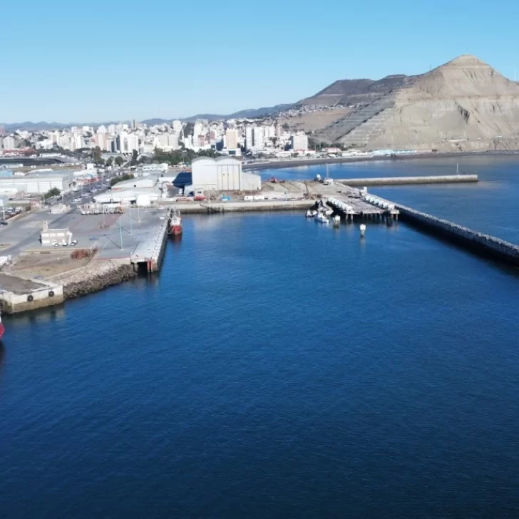 El Puerto de Comodoro proyecta sumar casi 1.000 metros de atraque y apuesta a multiplicar su actividad El Puerto de Comodoro proyecta sumar casi 1.000 metros de atraque y apuesta a multiplicar su actividad