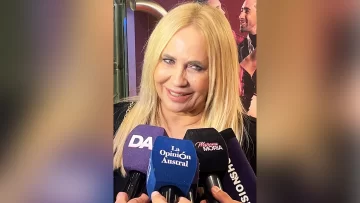 Nora Colosimo, mamá de Wanda Nara, en los Martín Fierro de la Música: “Ella ya es del palo de la música” Nora Colosimo, mamá de Wanda Nara, en los Martín Fierro de la Música: “Ella ya es del palo de la música”