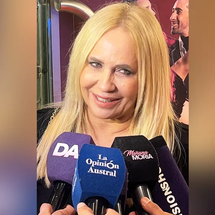 Nora Colosimo, mamá de Wanda Nara, en los Martín Fierro de la Música: “Ella ya es del palo de la música” Nora Colosimo, mamá de Wanda Nara, en los Martín Fierro de la Música: “Ella ya es del palo de la música”