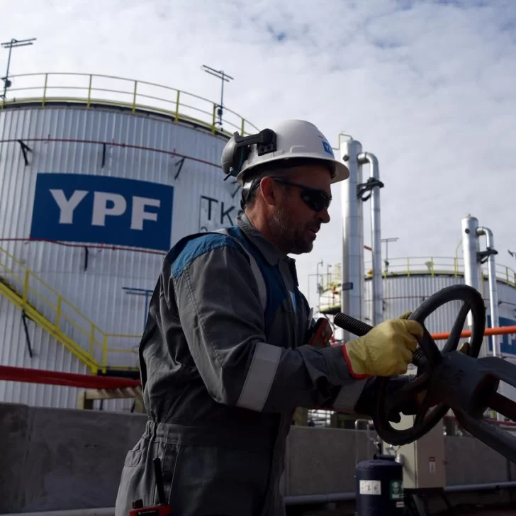 YPF puso en marcha una obra clave para acelerar el desarrollo del Hub Sur de Vaca Muerta YPF puso en marcha una obra clave para acelerar el desarrollo del Hub Sur de Vaca Muerta