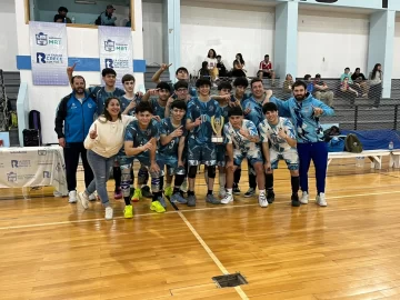 Santa Cruz Sub-18 se consagró campeón de la Copa Dante Cantarutti y llega fortalecido a los Juegos de la Araucanía Santa Cruz Sub-18 se consagró campeón de la Copa Dante Cantarutti y llega fortalecido a los Juegos de la Araucanía