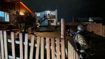 Detuvieron a tres personas con drogas en tres búnkers de El Calafate Detuvieron a tres personas con drogas en tres búnkers de El Calafate
