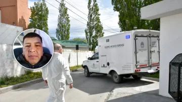“Nos dicen que hay que esperar”: la familia del fallecido en la Seccional Séptima enfrenta una larga espera, incertidumbre y dudas sobre su muerte “Nos dicen que hay que esperar”: la familia del fallecido en la Seccional Séptima enfrenta una larga espera, incertidumbre y dudas sobre su muerte