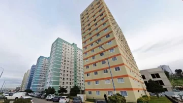 Encontraron sin vida en su casa a la madre del niño que cayó de un edificio en Comodoro Rivadavia Encontraron sin vida en su casa a la madre del niño que cayó de un edificio en Comodoro Rivadavia
