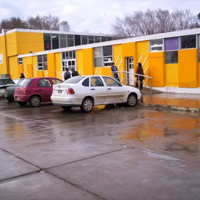 Alarma en una escuela primaria de Caleta Olivia: estudiante llevó un arma de aire comprimido Alarma en una escuela primaria de Caleta Olivia: estudiante llevó un arma de aire comprimido