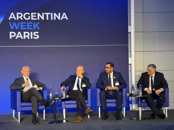 YPF, Eni y XRG anunciarán a fines de noviembre la inversión e inicio de las obras del megaproyecto Argentina LNG en Vaca Muerta YPF, Eni y XRG anunciarán a fines de noviembre la inversión e inicio de las obras del megaproyecto Argentina LNG en Vaca Muerta
