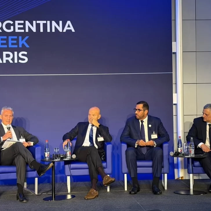 YPF, Eni y XRG anunciarán a fines de noviembre la inversión e inicio de las obras del megaproyecto Argentina LNG en Vaca Muerta YPF, Eni y XRG anunciarán a fines de noviembre la inversión e inicio de las obras del megaproyecto Argentina LNG en Vaca Muerta