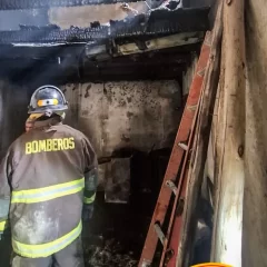 Tragedia en Las Heras: una joven de 22 años murió en un incendio y un hombre permanece internado en terapia intensiva