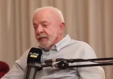 Lula Da Silva aseguró que evalúan “impedir que los bancos emitan más de una tarjeta por persona” Lula Da Silva aseguró que evalúan “impedir que los bancos emitan más de una tarjeta por persona”
