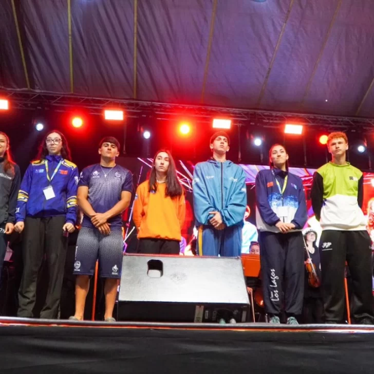 Santa Cruz fue parte de una emocionante apertura de los Juegos de la Araucanía en Chile Santa Cruz fue parte de una emocionante apertura de los Juegos de la Araucanía en Chile