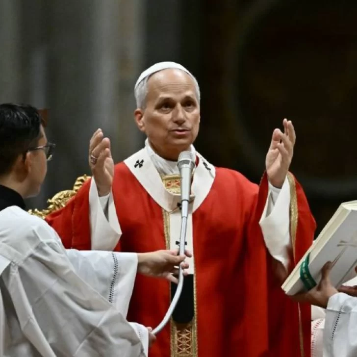 El Vaticano anunció que a León XIV le extirparon un tumor maligno durante la operación El Vaticano anunció que a León XIV le extirparon un tumor maligno durante la operación