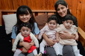 Melany Taboada, mamá de trigemelas idénticas: “Nos faltan manos, pero ellas nos llenan de felicidad” Melany Taboada, mamá de trigemelas idénticas: “Nos faltan manos, pero ellas nos llenan de felicidad”
